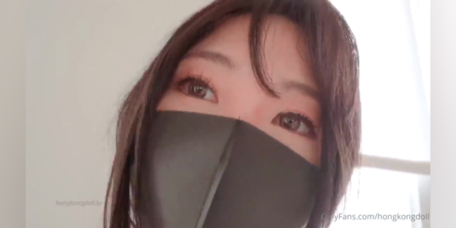 香港玩偶姐姐诱惑：昨夜的激情，清晨的秘密