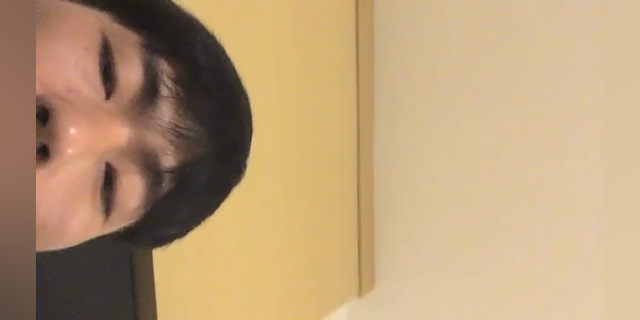 专科小妹闺蜜约炮狂欢！喝醉后溜溜球，闺蜜被精神小伙3P，超长视频，真防火防盗防闺蜜